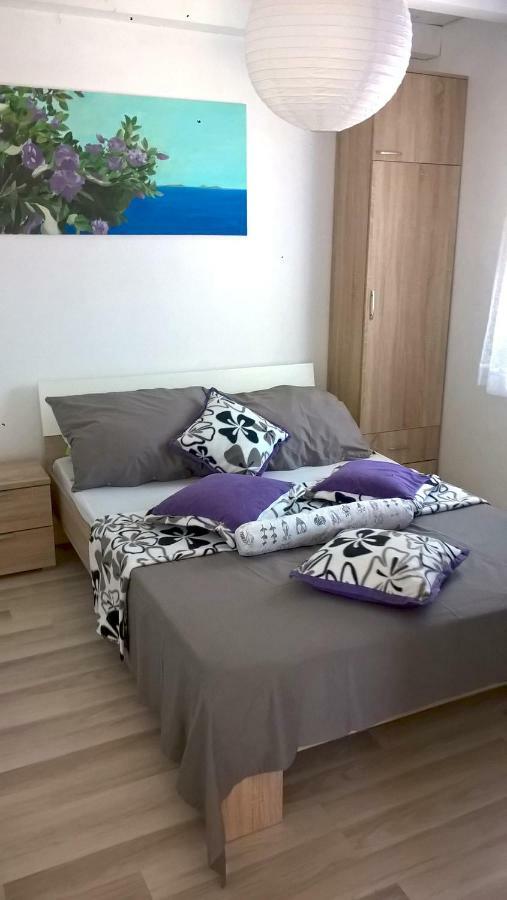 Apartment Kamelia Vir Extérieur photo